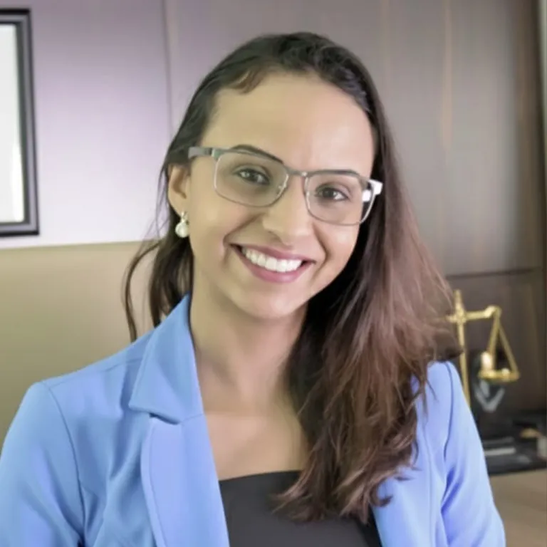 Dra. Thaynara Nascimento - Advogada Especialista em Direito da Saúde e Liminares